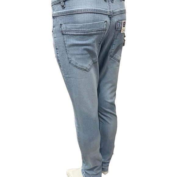 Jeans - Picture 5 of 16